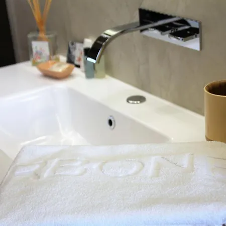 Joy Boutique Bed & Breakfast Crotone