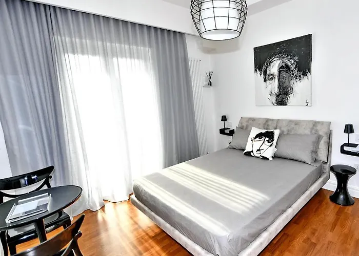 Bed & Breakfast Joy Boutique