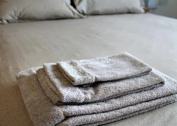 Bed & Breakfast Joy Boutique