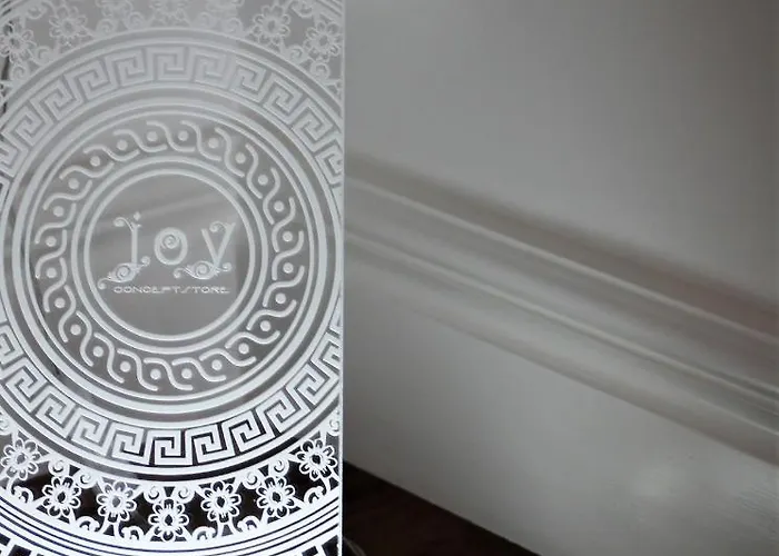 Bed & Breakfast Joy Boutique